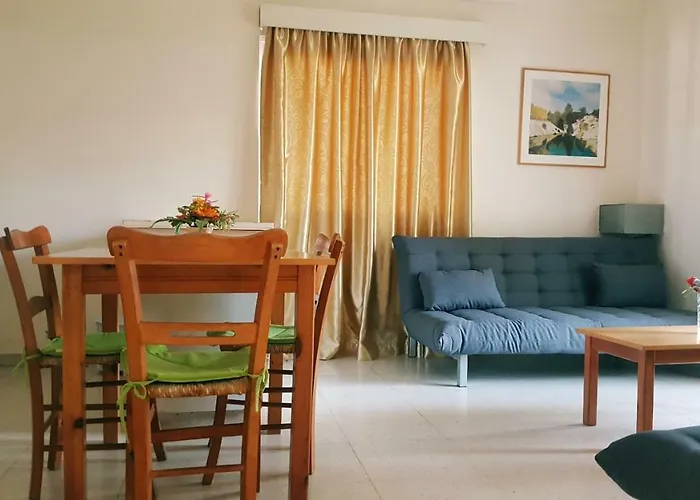 公寓 Milounapa 圣纳帕