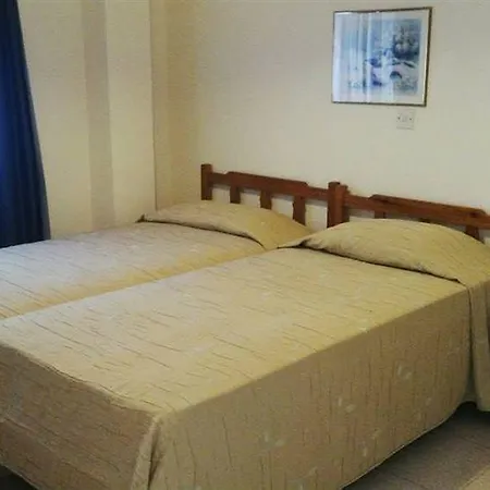 Milounapa איה נאפה