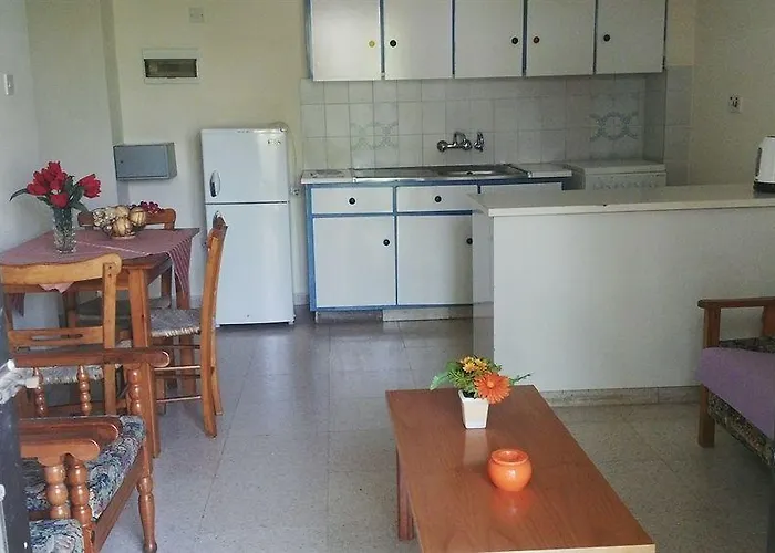 Milounapa * Ayia Napa